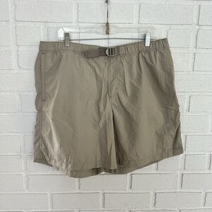 Columbia Lightweight Shorts Mens XL Adjustable Waist Strap Pockets Nylon